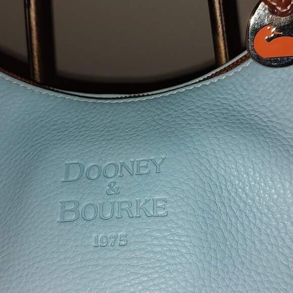 DOONEY & BOURKE ALL WEATHER LEATHER MEDIUM HOBO BAG SKY BLUE/HONEY TRIM EXC COND - Picture 3 of 14
